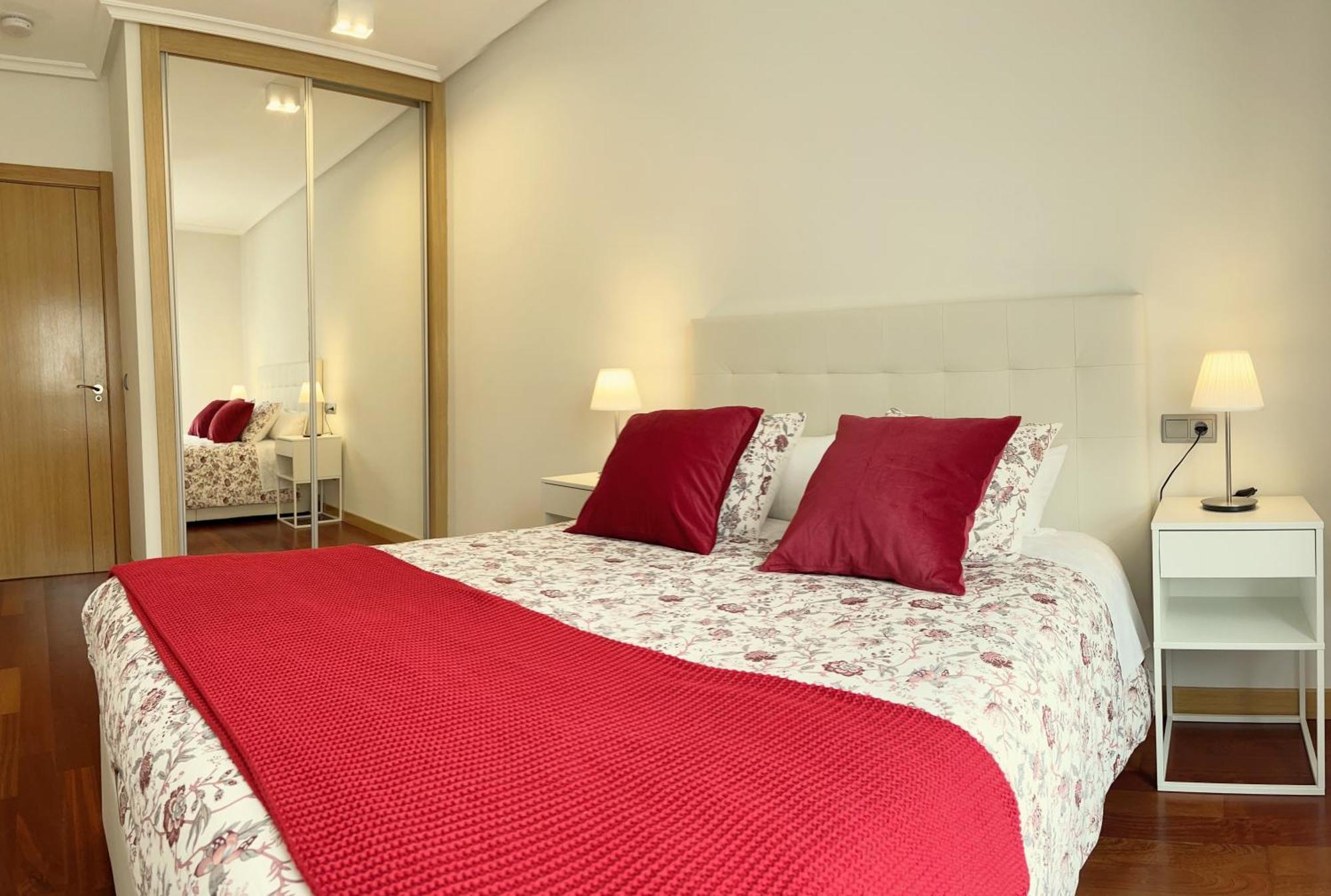 Apartamento Europa Prados Atenea Oviedo Eksteriør billede